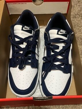 Nike White and Navy Low-Top Sneakers